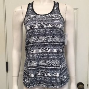 Sofibella Athletic/Athleisure Top, NWT!